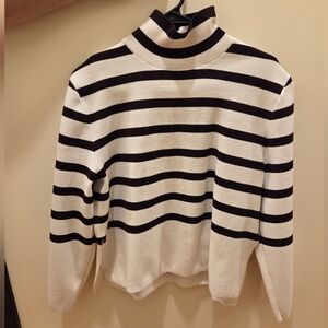 H&M Black and White Striped Turtleneck Sweater